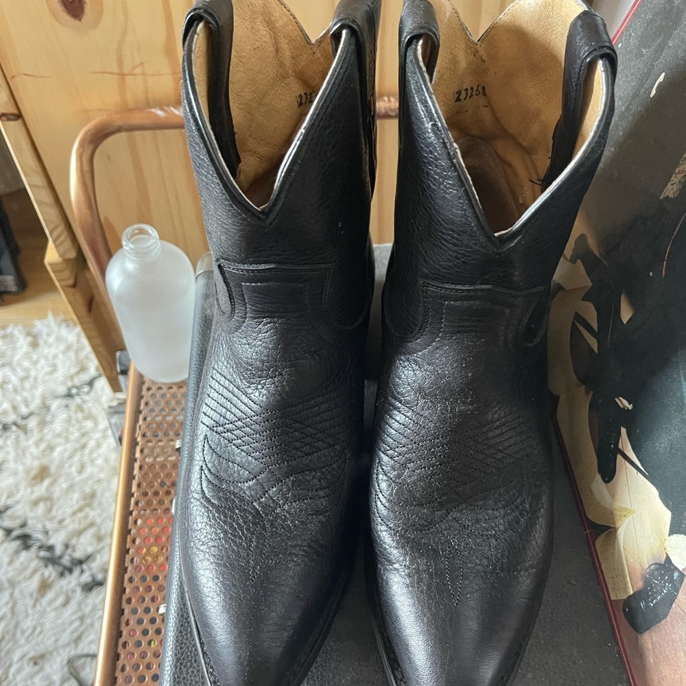 Frye Billy Boots - Size 9 EUC